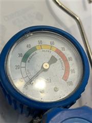 HVAC GAUGES & HOSE SET (al)